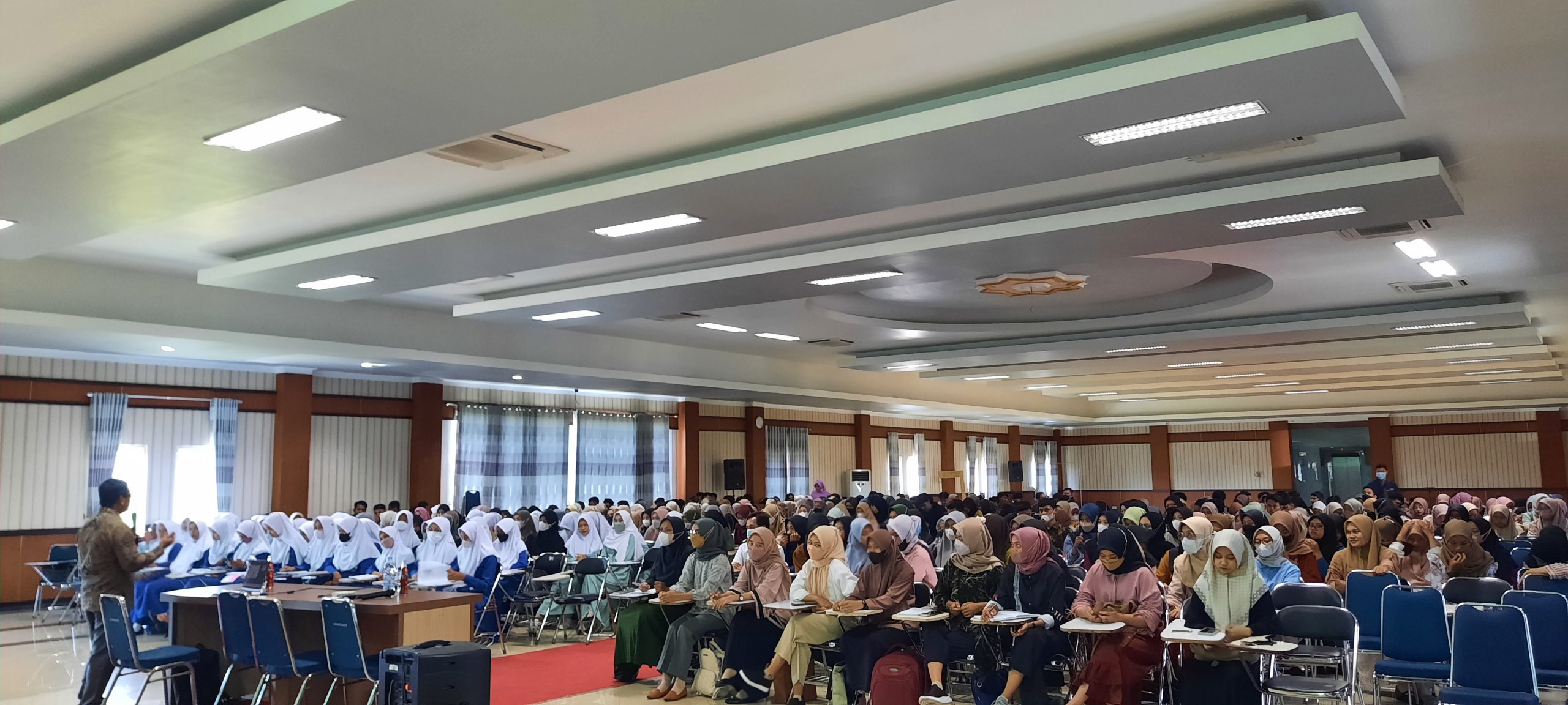 Kuliah Umum Bahasa Indonesia
