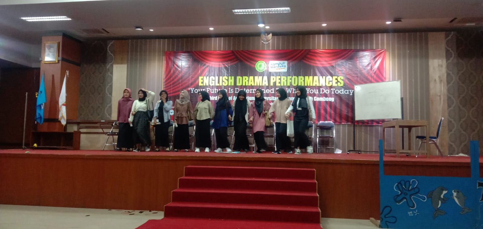 ENGLISH DRAMA PERFORMANCE